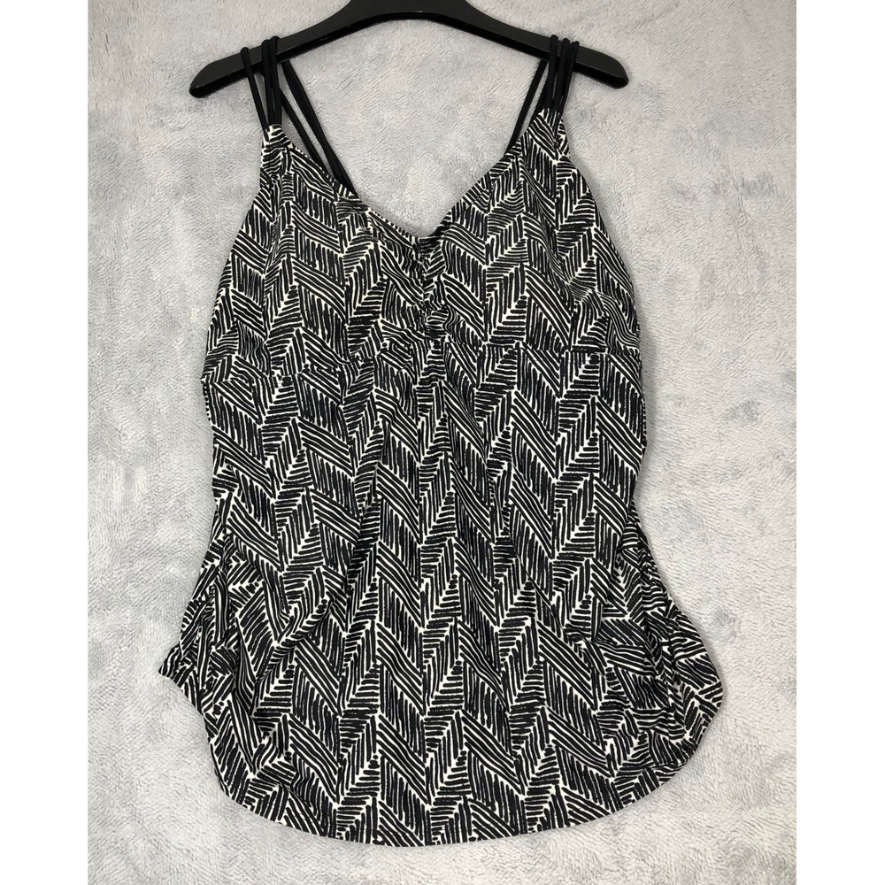 Ava & Viv Tankini Top Women's 22W Black White Geometric Swimwear Racerback Beach